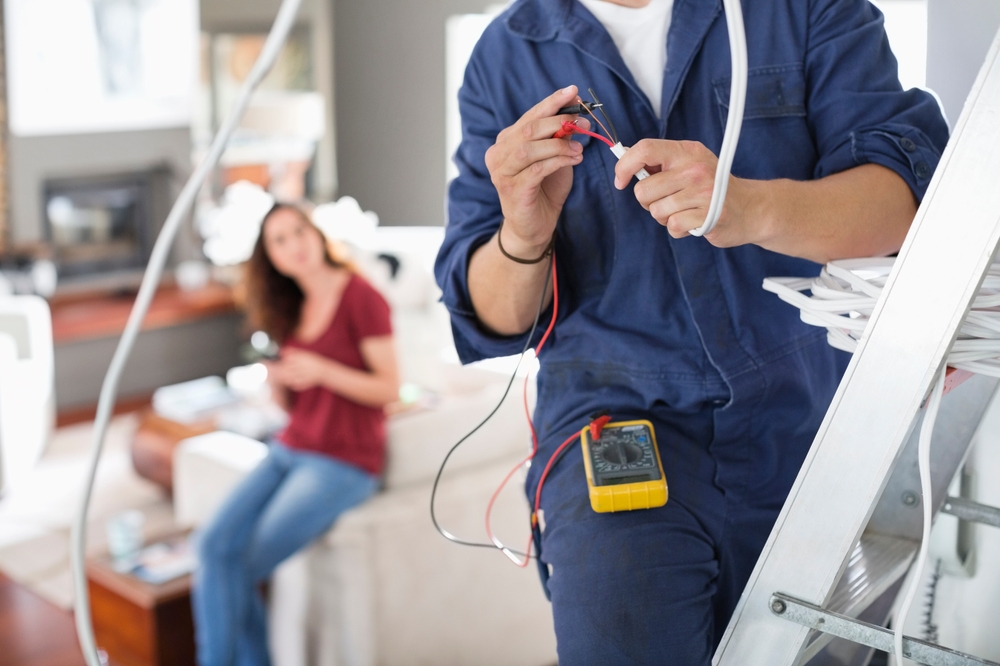 10 Signs It’s Time to Call a Licensed Electrician Feature Image