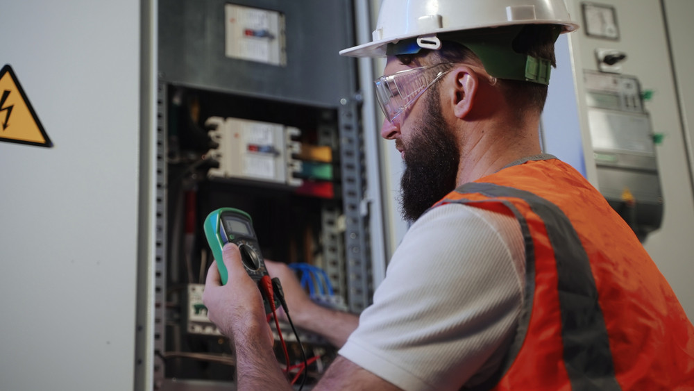 The Benefits of Professional Electrician Services for Renovations Feature Image